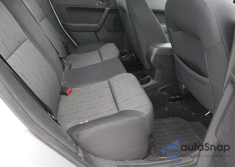 2010 Ford Focus Se из США, поврежденный, VIN 1FAHP3FN5AW223819